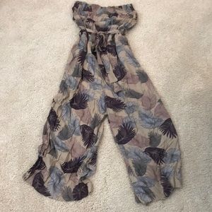 Tropical jumpsuit size medium
